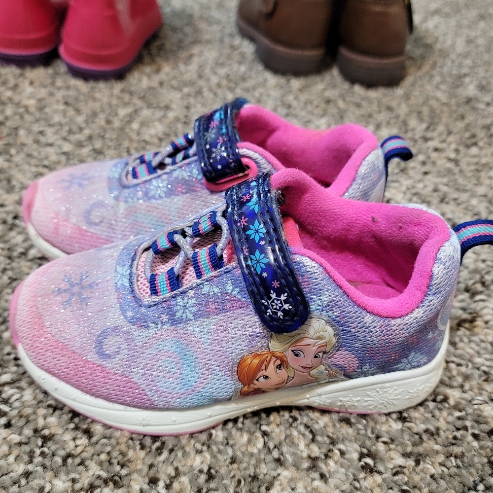 Frozen shoes